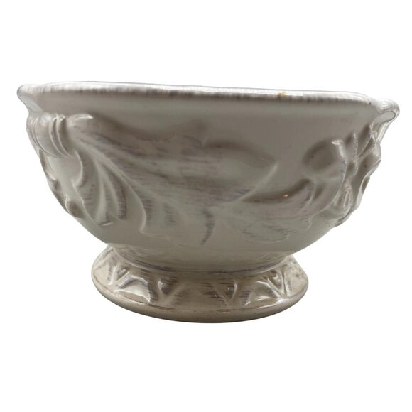 Certified International Other - Certified International bowl embossed white 6x3" few scratches READ